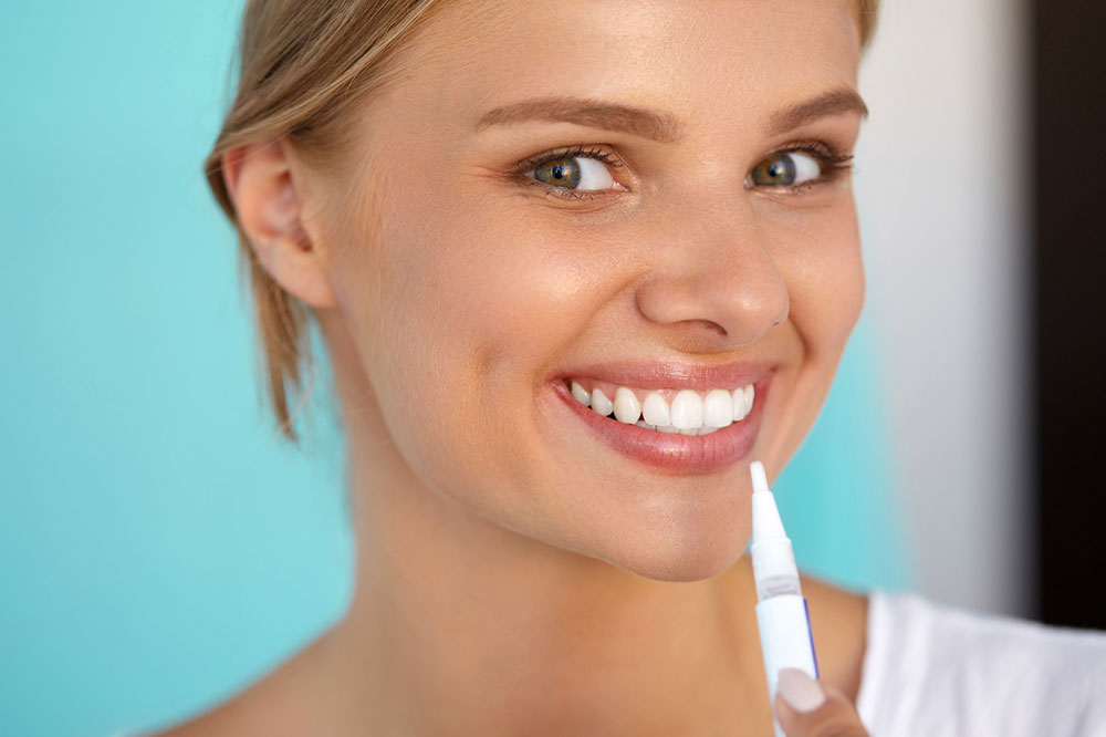 Top 5 Whitening Pens for Shining Teeth