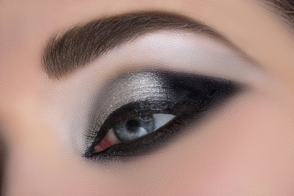 5 Easy Glamorous Eye Makeup Looks