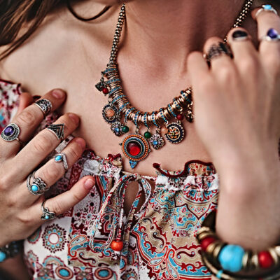 5 Jewelry Styling Tips for Getting the Right Look